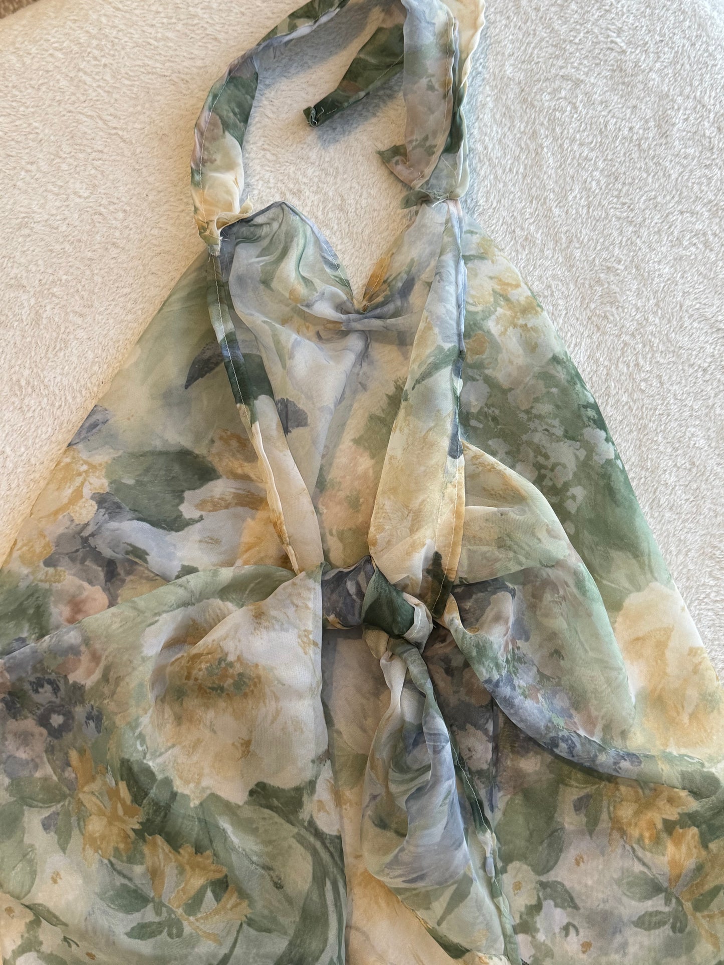 Flowy Floral Halter Top with Tie Neck and Back