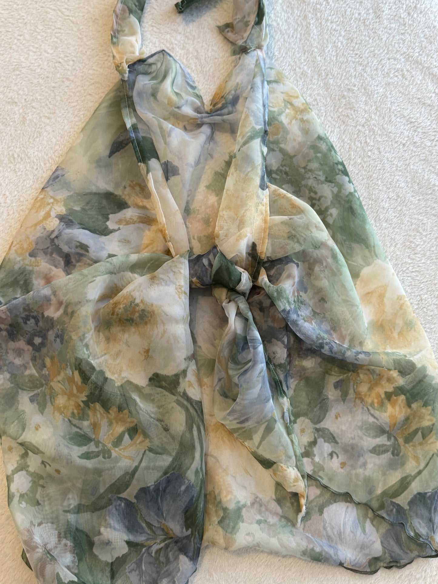 Flowy Floral Halter Top with Tie Neck and Back