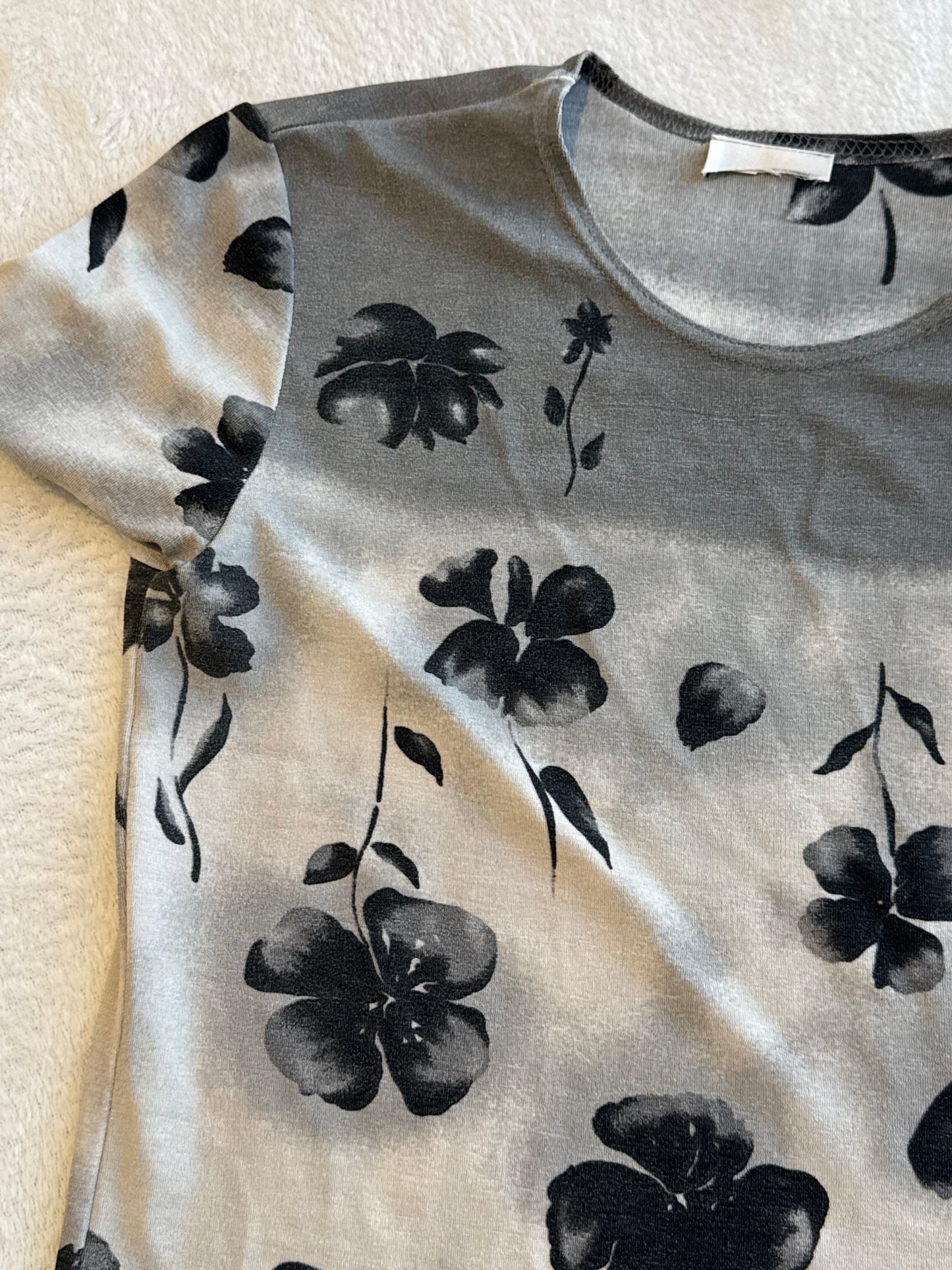 Grey Fitted Top with Black Flowers