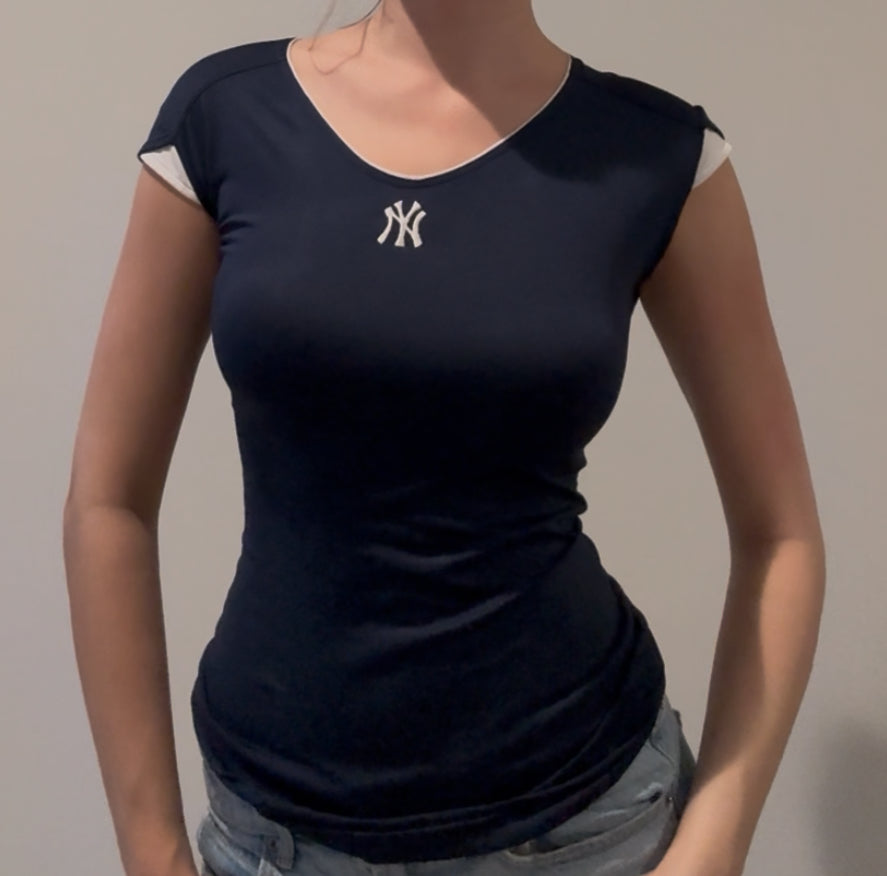 NY Yankees Baby Tee
