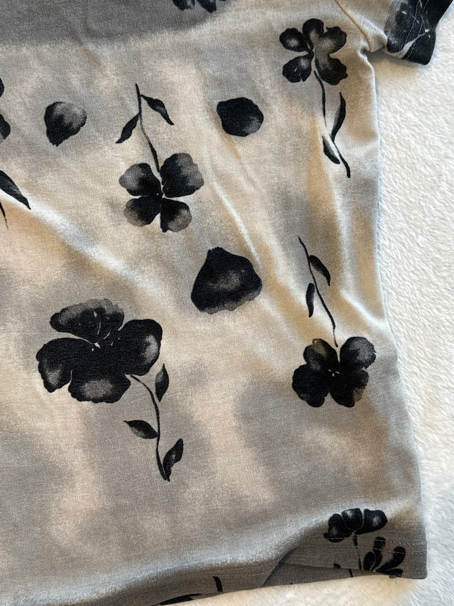 Grey Fitted Top with Black Flowers